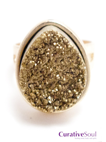 Gold Titanium Teardrop Druzy Ring - Gold - Click Image to Close